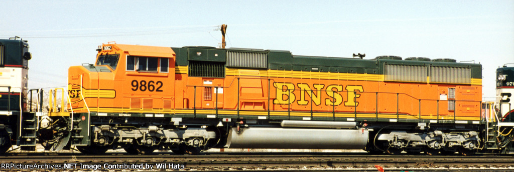 BNSF SD70MAC 9862